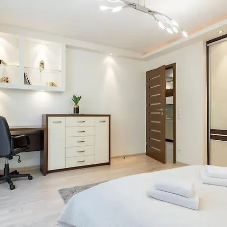 Close-urban Chic - One Bedroom -luxury - Grzybowska 5 *